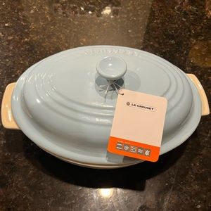 BRAND NEW Le Creuset Casserole Dish